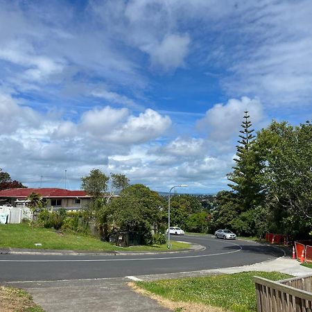 Totara Vale, Free Coffee, Parking And Wifi, Near Glenfield Mall And Highway 18,1 Оукланд Екстериор снимка